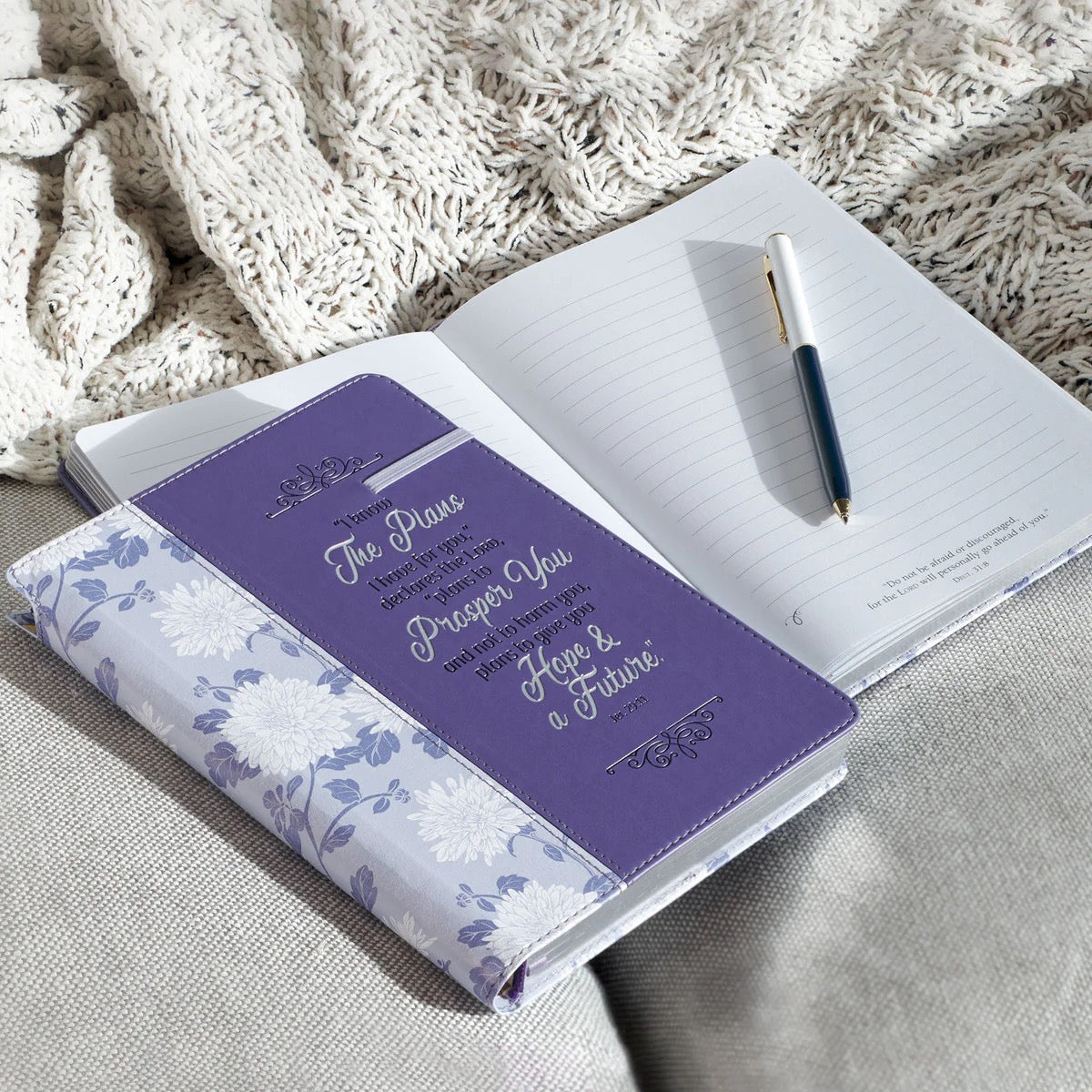 I Know the Plans Purple Floral Classic Journal with Elastic Closure and Pen Holder - Jeremiah 29:11