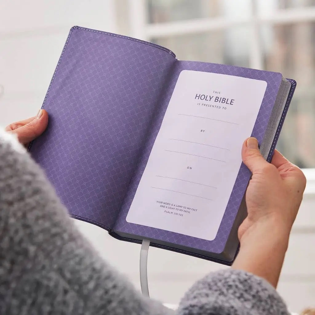 Nkjv Ultra Thinline Bible, Purple Leathersoft, Comfort Print